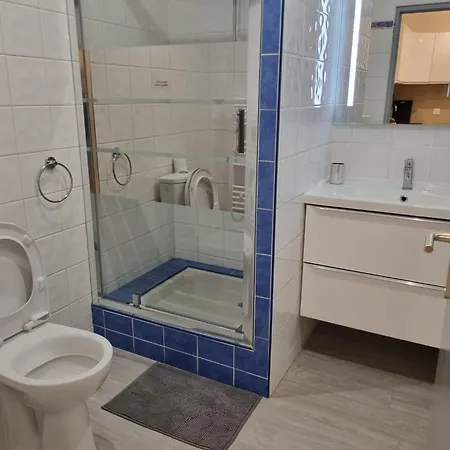 F2 Au Bord De Appartement Saint-Raphaël