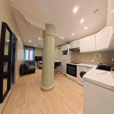 F2 Au Bord De Appartamento