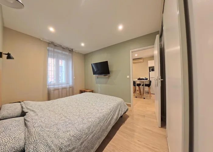 F2 Au Bord De * Saint-Raphaël